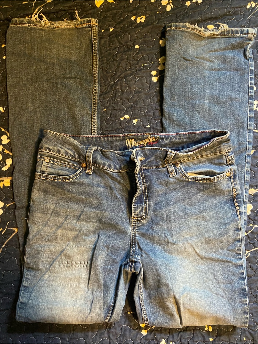 Wrangler Bootcut Jeans
Size - 13/14